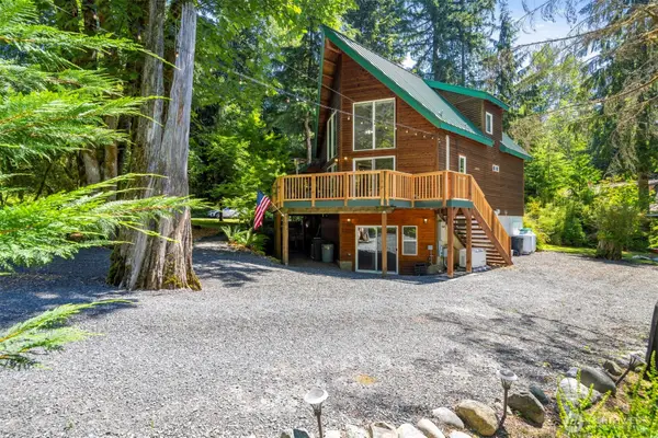 7561 Olsen Drive, Deming, WA 98244