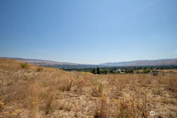 0 Lot 11 Ridgefield Way #Lot 11, Wenatchee, WA 98801