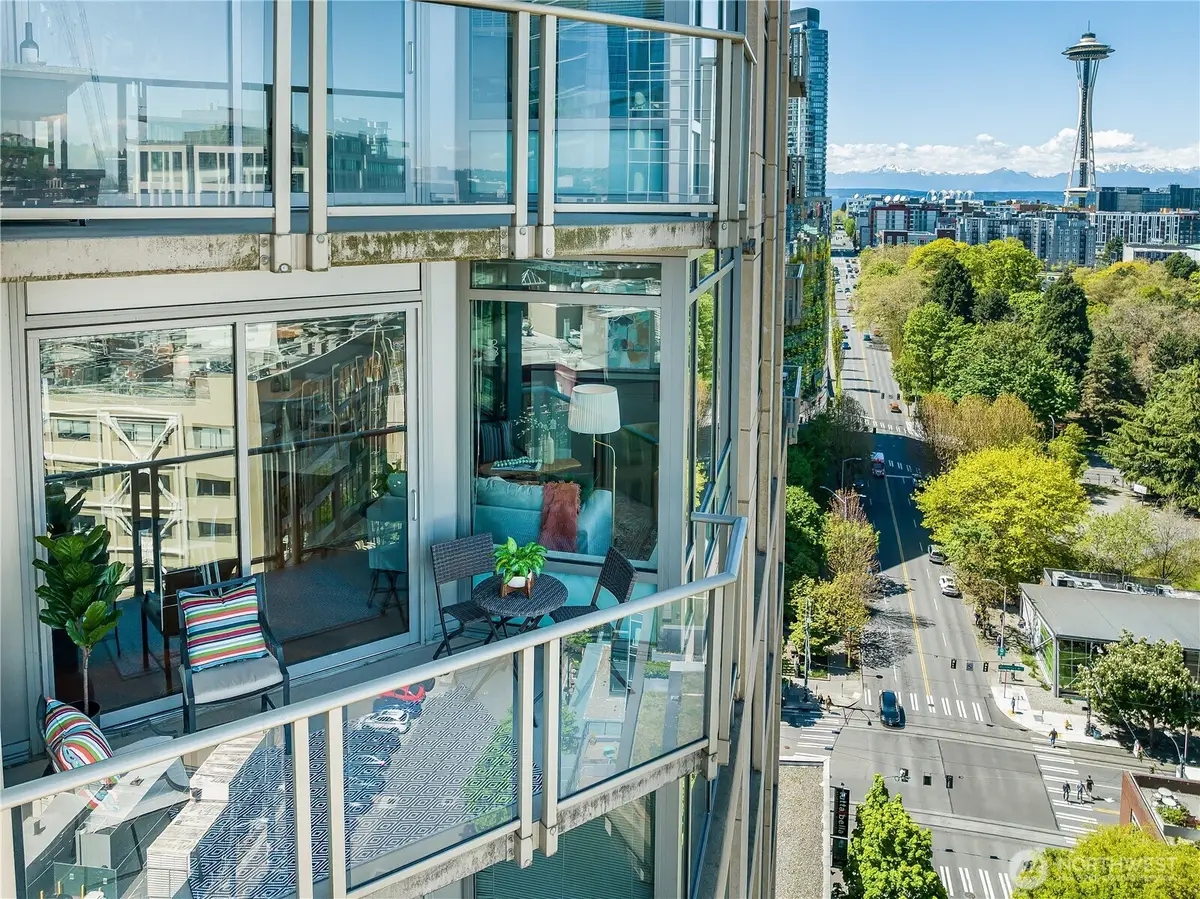 2121 Terry Avenue #1402, Seattle, WA 98121 - Image #1