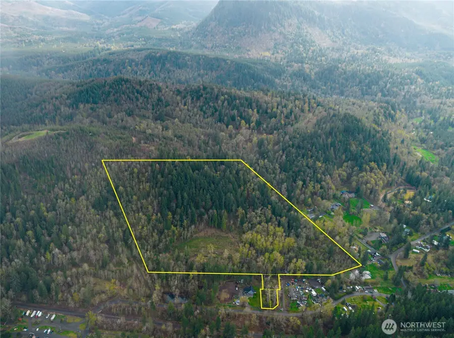 35 Cumberland Way Se, Enumclaw, WA 98022 - Image #2