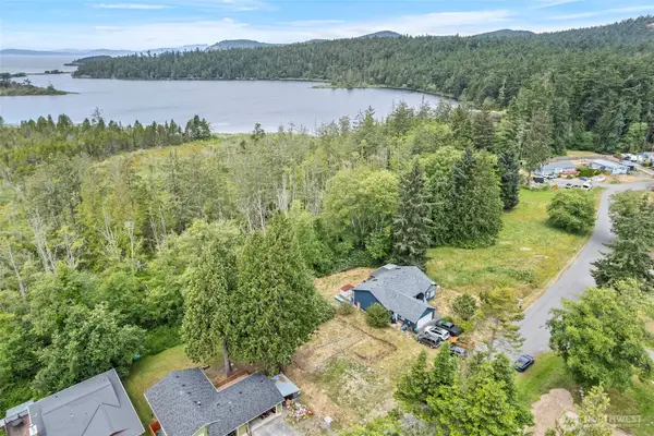 5002 Deception Circle #10, Oak Harbor, WA 98277