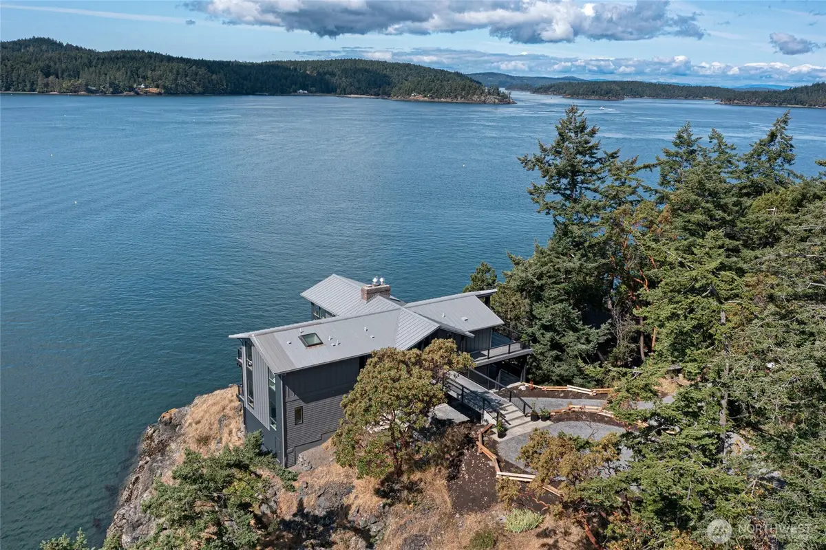 8256 Orcas Road, Eastsound, WA 98245 - Image #1