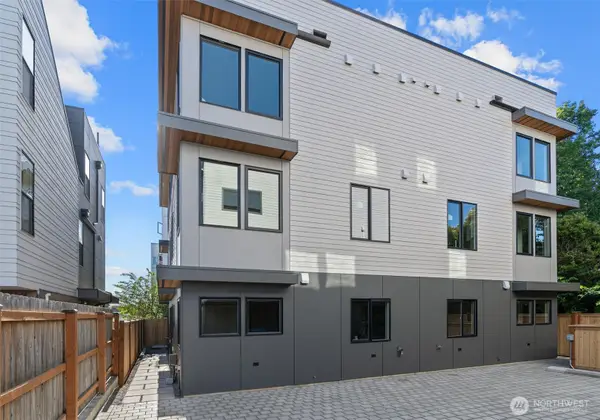 4519 Bagley Avenue N, Seattle, WA 98103