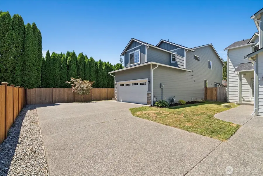 909 Burton Ray Street Ne, Olympia, WA 98516 - Image #2