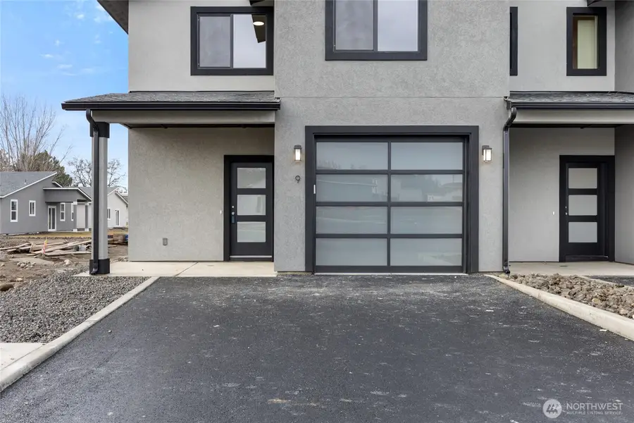 601 Dorsing Street #A, Moses Lake, WA 98837 - Image #2