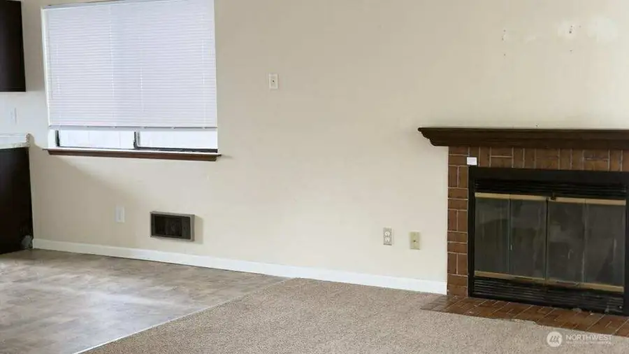 414 E 31st Street, Bremerton, WA 98310 - Image #2