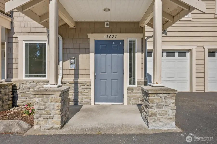 13207 97th Avenue E #301, Puyallup, WA 98373 - Image #2