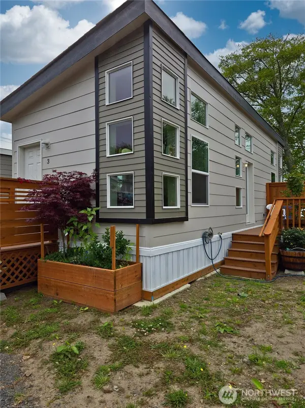 1303 30th, Seaview, WA 98644