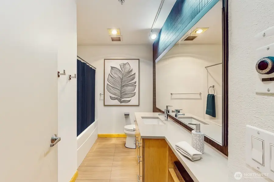 2015 Terry Avenue #301, Seattle, WA 98121 - Image #3