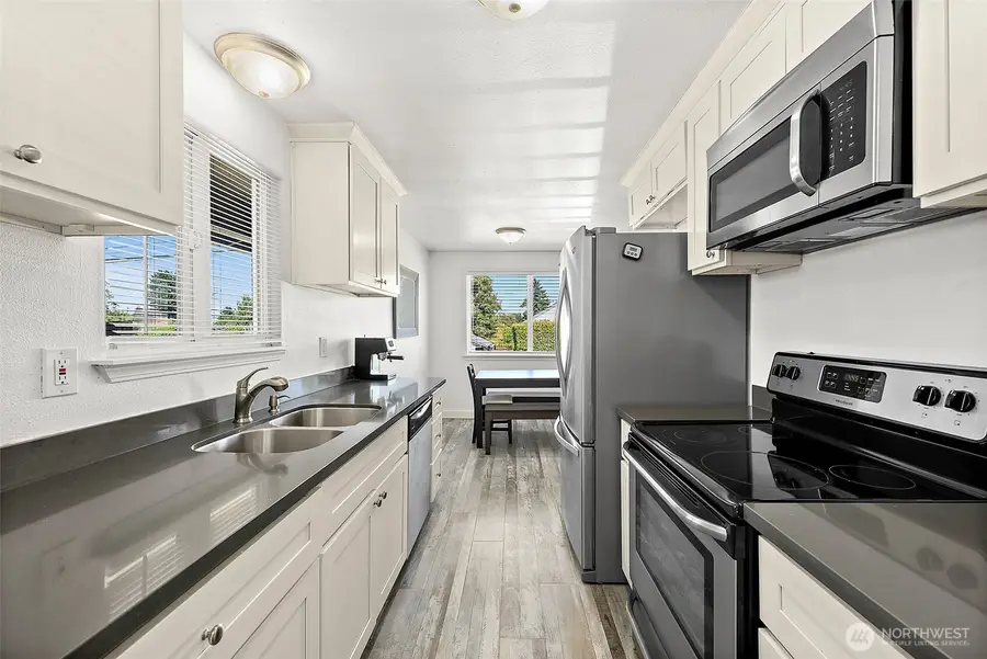 1212 S Prospect Street, Tacoma, WA 98405 - Image #2