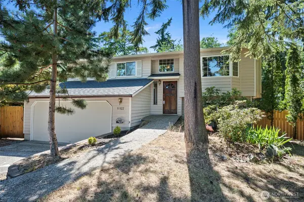 10122 50th Place W, Mukilteo, WA 98275