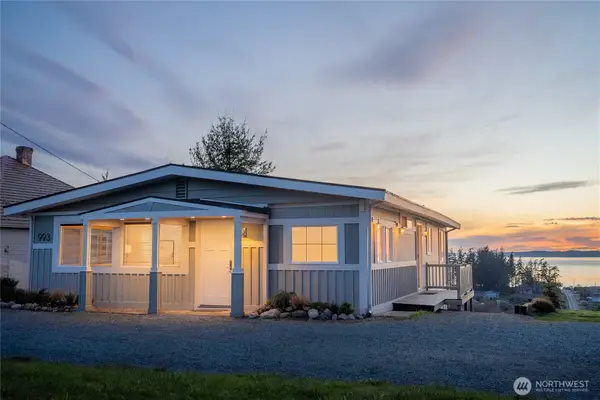 993 NW Camano Drive, Camano Island, WA 98282