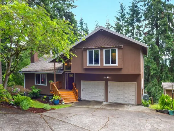 4415 Poplar Way, Longview, WA 98632