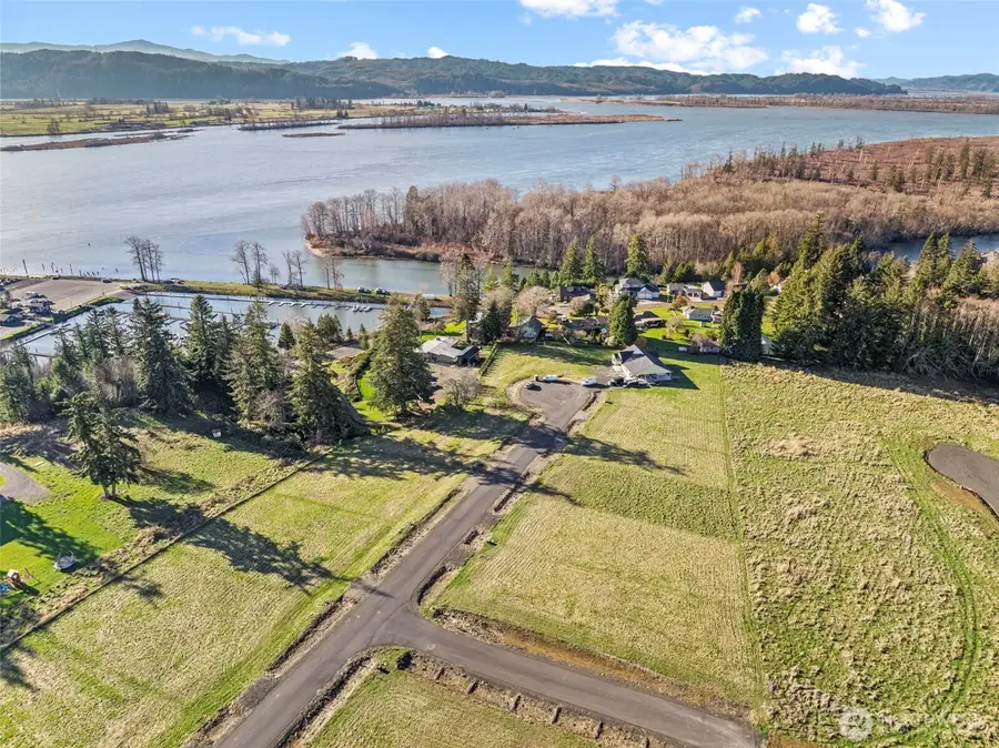 38 Sunnyfield Drive #7, Cathlamet, WA 98612 - Image #3