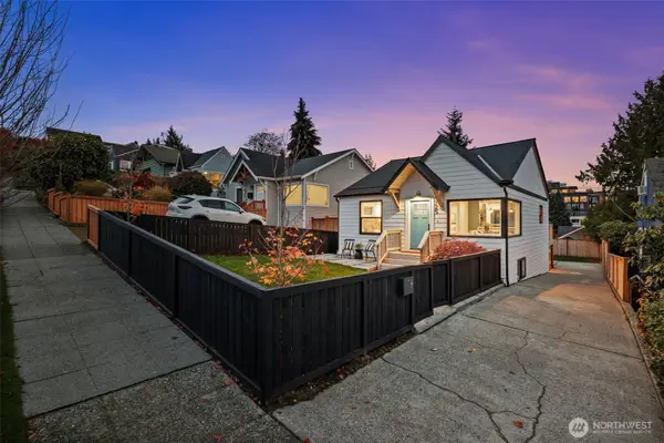 4725 37th Avenue Sw, Seattle, WA 98126