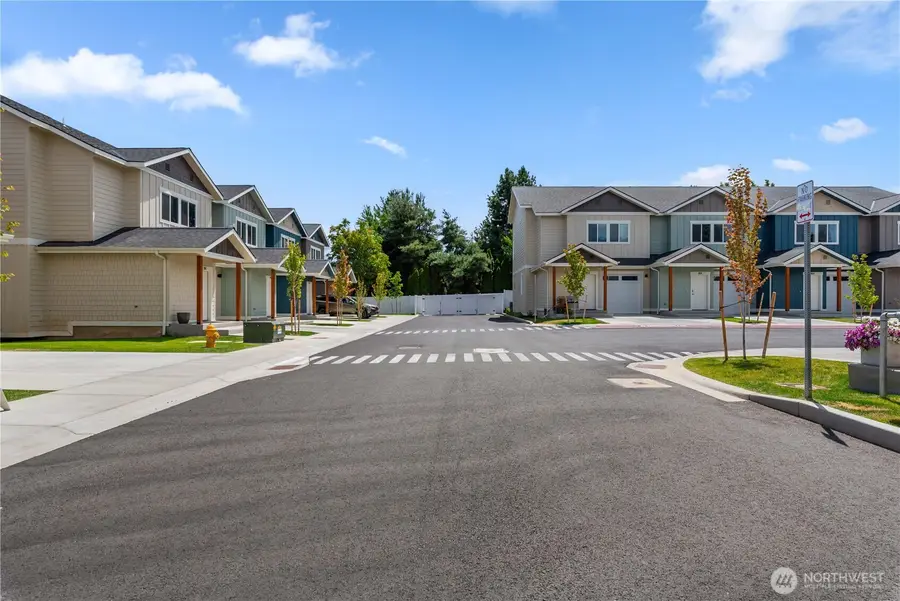 1030 Finch Lane #D2, Wenatchee, WA 98801 - Image #3