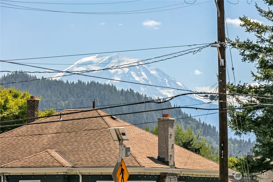 1722 Harding Street, Enumclaw, WA 98022 - Image #2