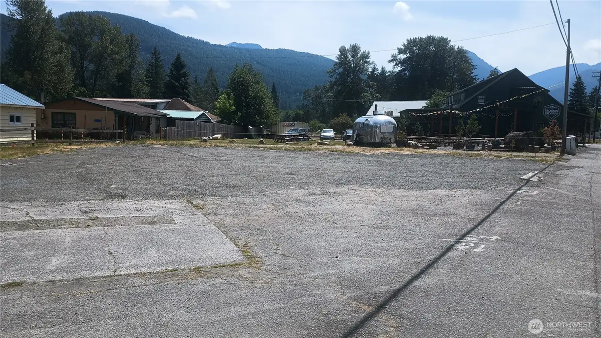 13006 Us 12 Highway, Packwood, WA 98361 - Image #1