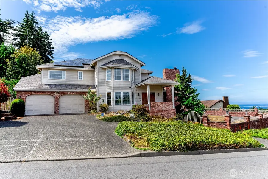 518 S Liberty Street Ct, Port Angeles, WA 98362 - Image #2