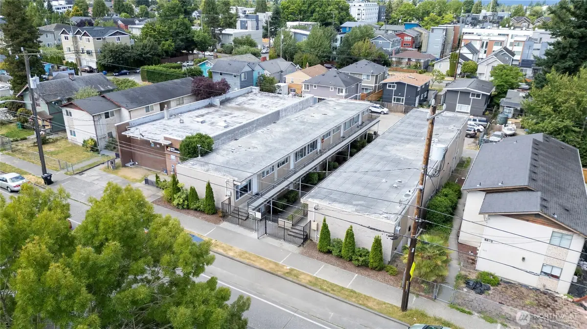 9037 16th Avenue Sw, Seattle, WA 98106 - Image #1