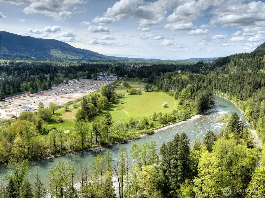 1196 Waterfall Way Se #1804, North Bend, WA 98045 - #3