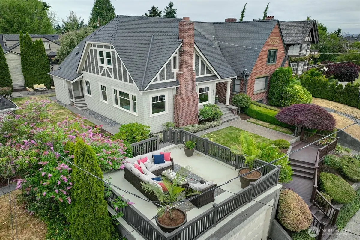 2663 37th Avenue Sw, Seattle, WA 98126 - Image #1