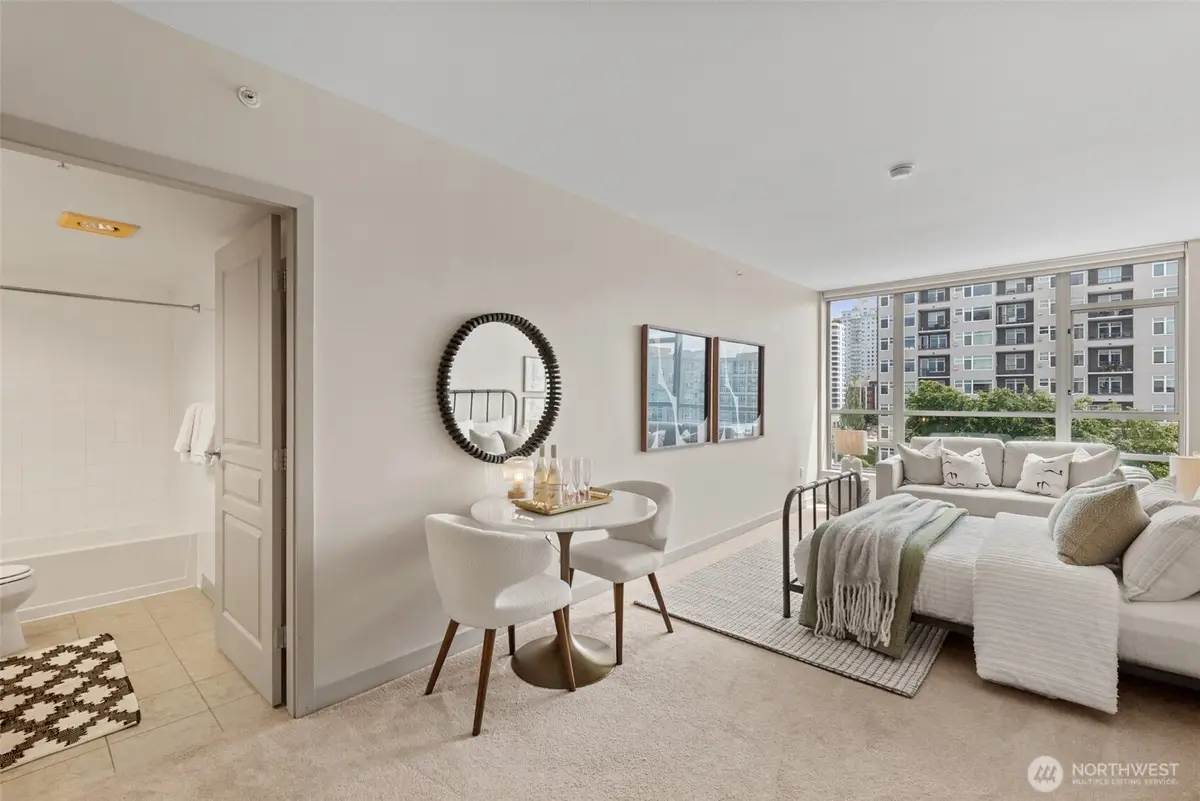 2929 1st Avenue #721, Seattle, WA 98121 - Image #1