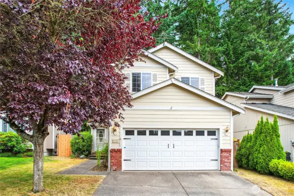 5775 Gateway Lane Ne, Bremerton, WA 98311