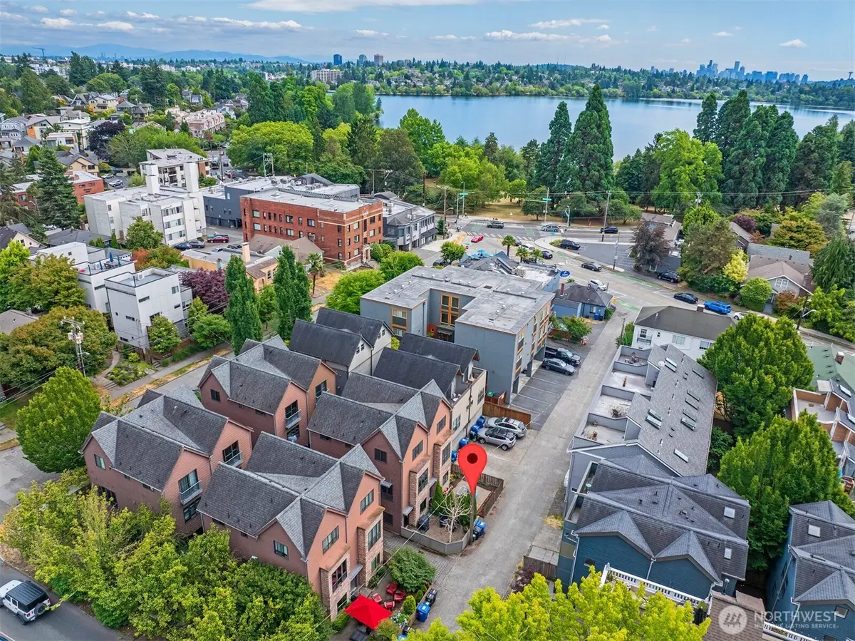 1521 N 80th Street, Seattle, WA 98103 - Image #1