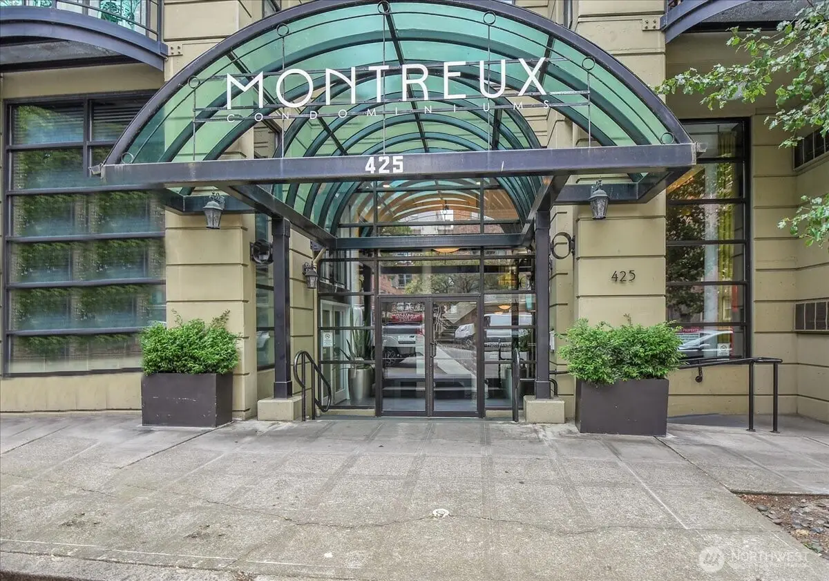 425 Vine Street #614, Seattle, WA 98121 - Image #1