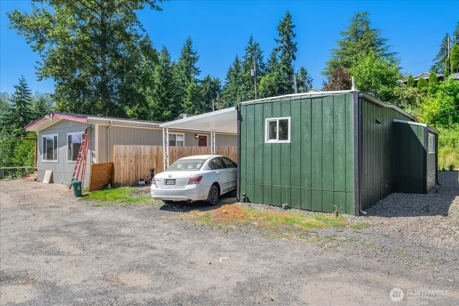214 Holcomb Avenue #B8, Kelso, WA 98626 - Image #2