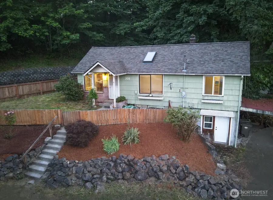 701 NW Dexter Avenue, Winlock, WA 98596 - Image #2