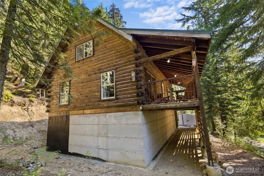 131 Rr Spur Road, Easton, WA 98925 - Image #2