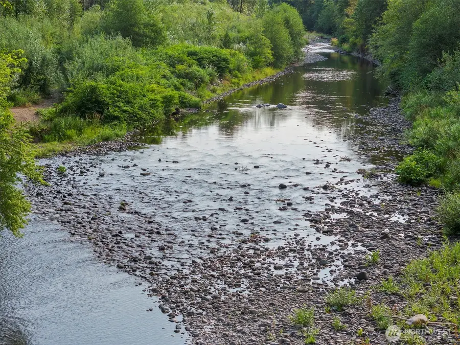 841 W Main, Morton, WA 98356 - Image #2