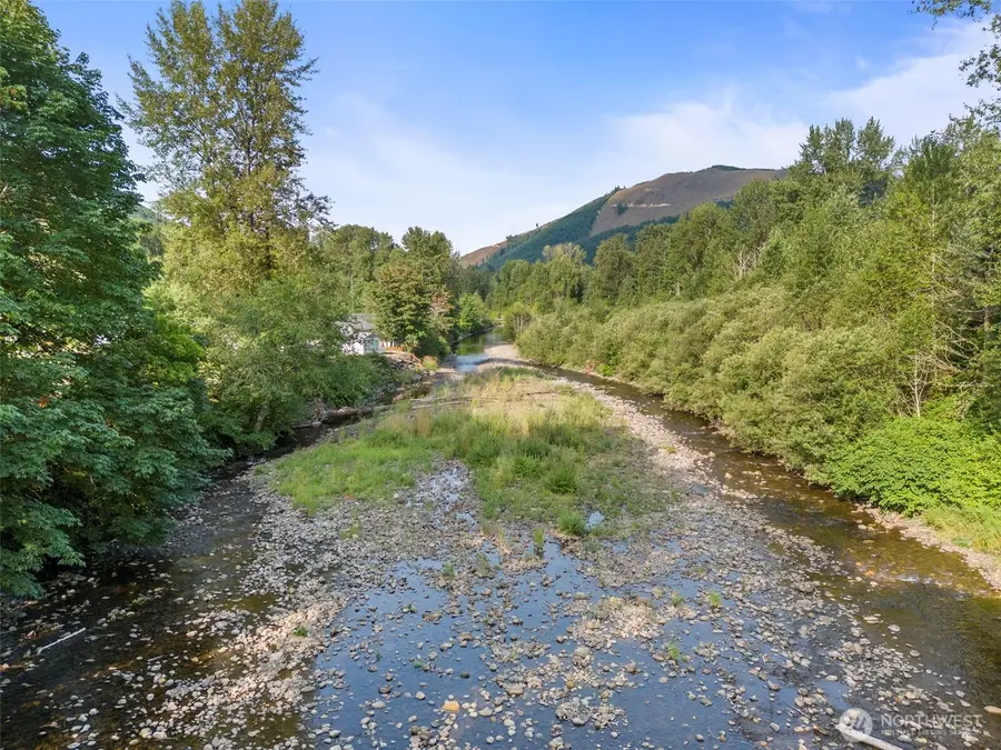 841 W Main, Morton, WA 98356 - Image #3