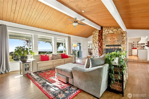 1970 State Route 105, Aberdeen, WA 98520