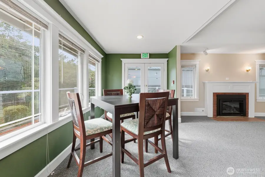 10516 E Riverside Drive, Bothell, WA 98011 - Image #3