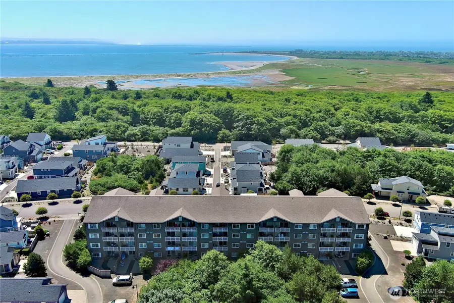 262 Oyhut Bay Boulevard Sw #305, Ocean Shores, WA 98569 - Image #2