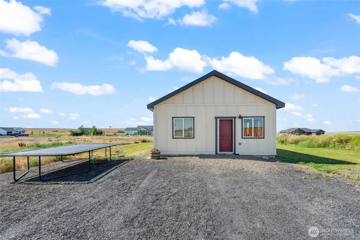 38220 Fitness Lane E, Davenport, WA 99122 - #1