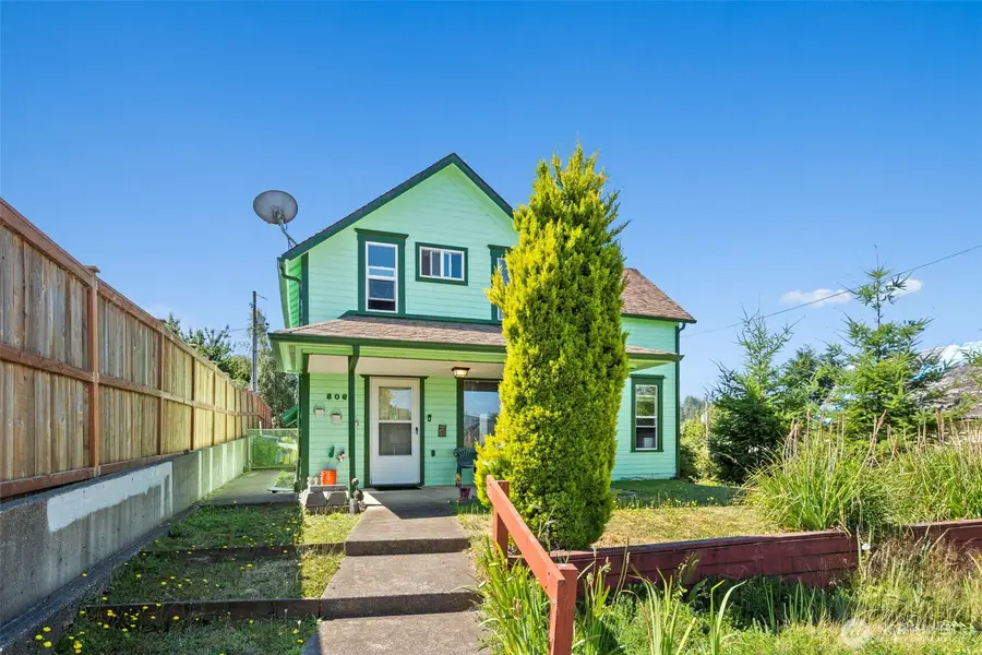 806 California Street, Raymond, WA 98577 - Image #3