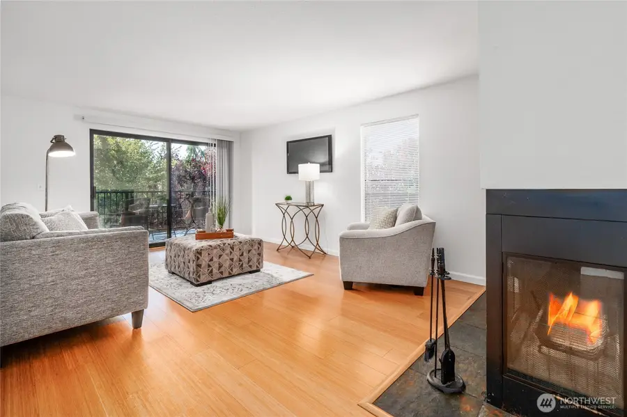 410 W Roy Street #E101, Seattle, WA 98119 - Image #3