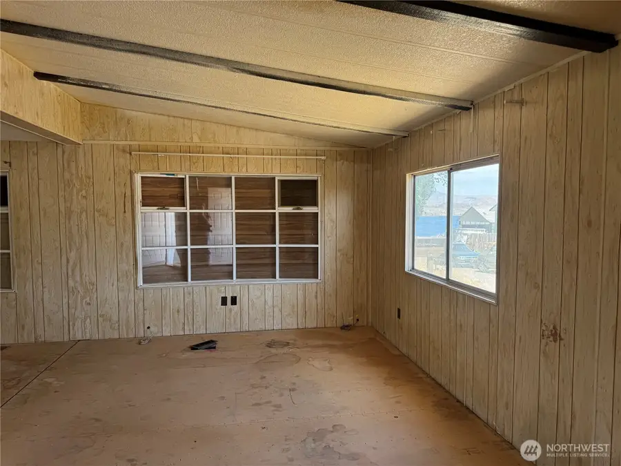 125 3rd Street, Electric City, WA 99123 - Image #2