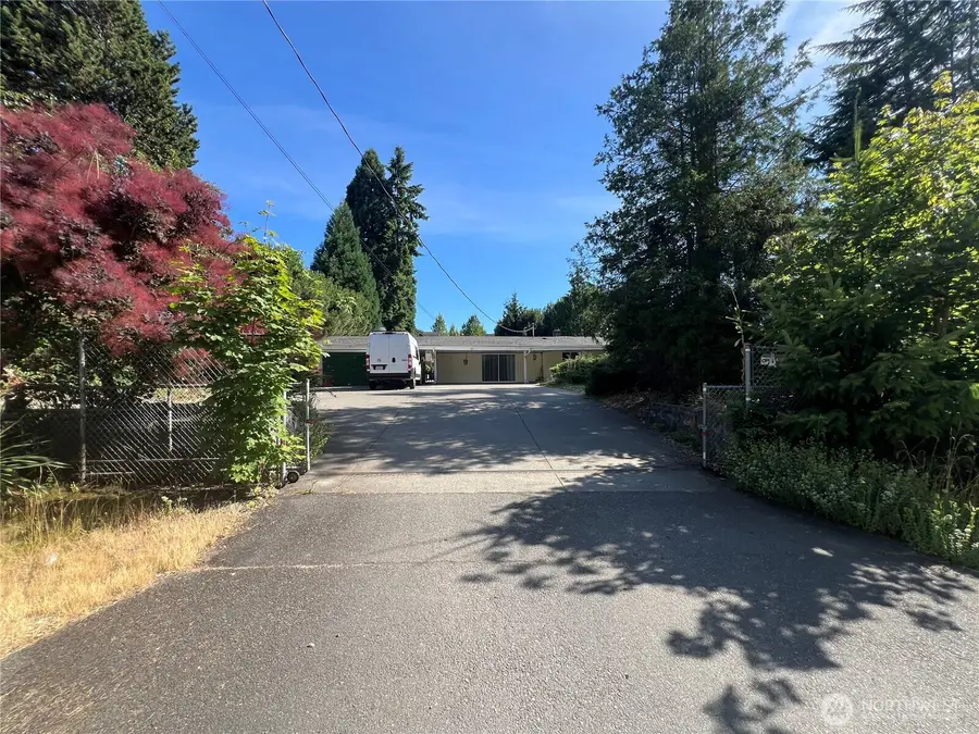 15651 NE 116th Street, Redmond, WA 98053 - Image #2