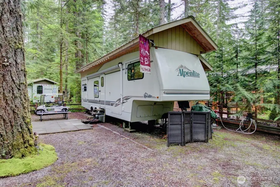 25 Goldrush Road, Deming, WA 98244 - Image #3