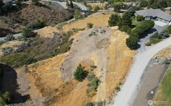 1395 Mountain Vista, Wenatchee, WA 98801