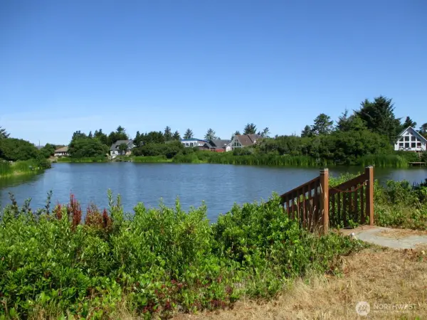 212 S Razor Clam Dr Sw #433, Ocean Shores, WA 98569