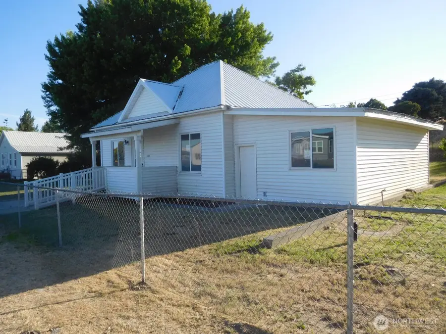 135 N 3rd Avenue, Connell, WA 99326 - Image #3