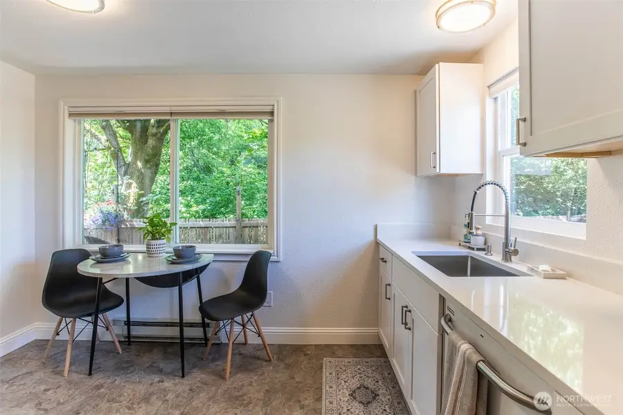 7169 18th Avenue Sw, Seattle, WA 98106 - Image #3