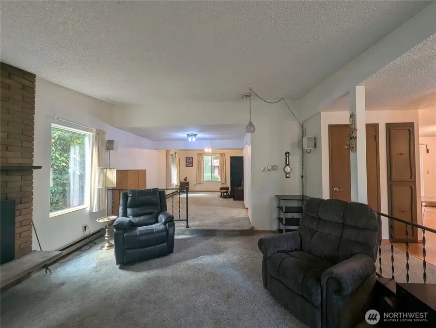 1911 Peacock Lane, Oak Harbor, WA 98277 - Image #3