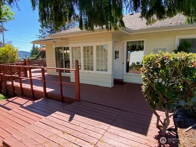 5447 South Shore Drive, Anacortes, WA 98221 - Image #2